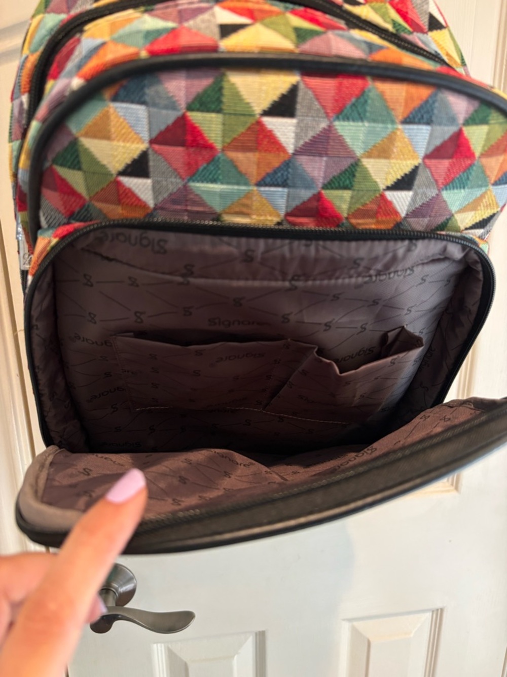 Multicolor Geometric Pattern Backpack by Signare - Picture 6 of 10